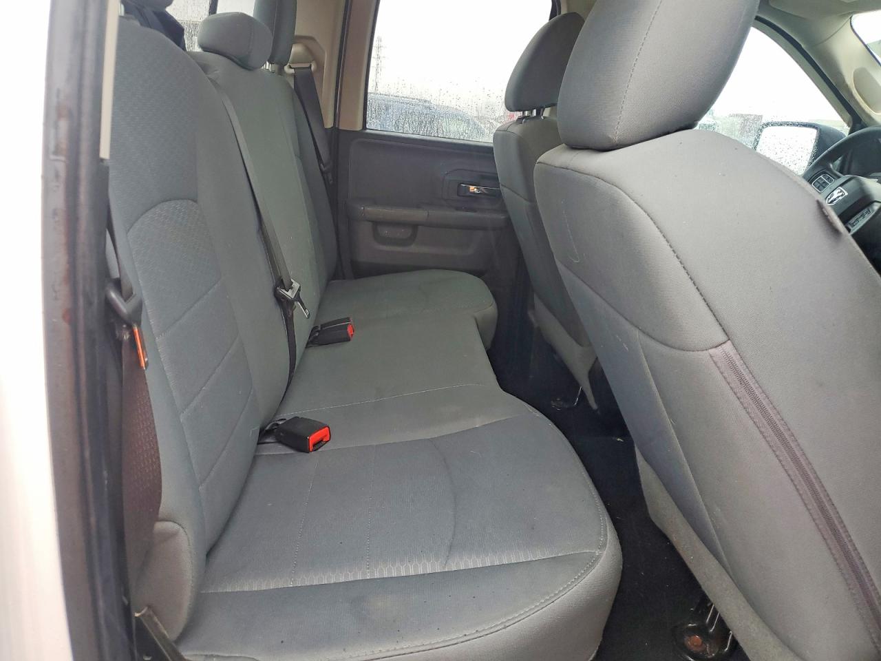 2016 RAM 1500 SLT photo 19