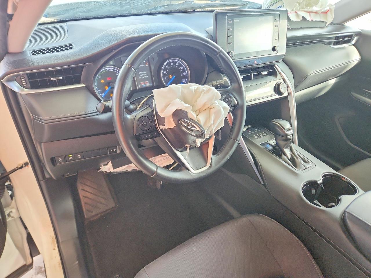 2021 TOYOTA VENZA LE photo 15