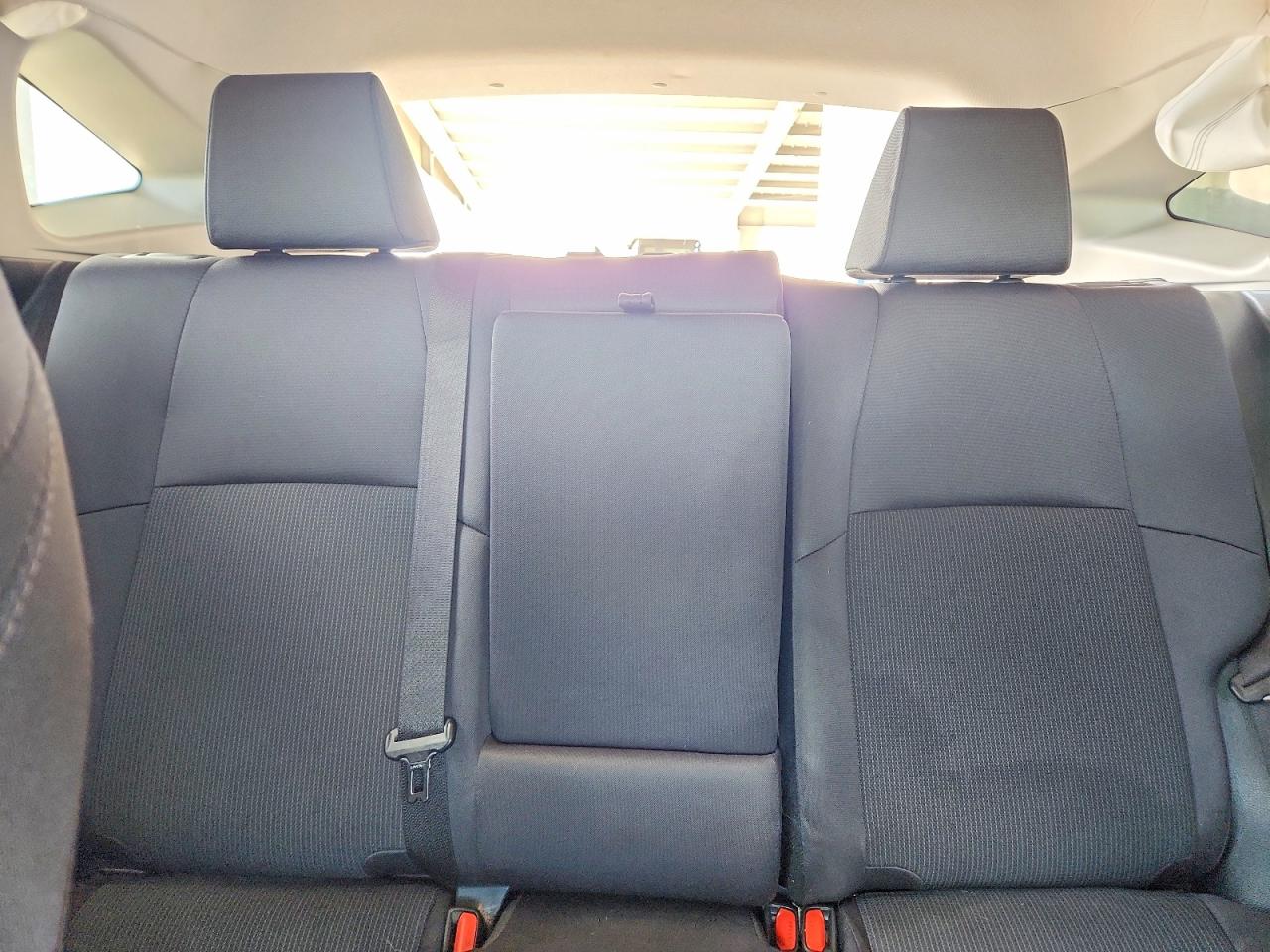 2021 TOYOTA VENZA LE photo 19