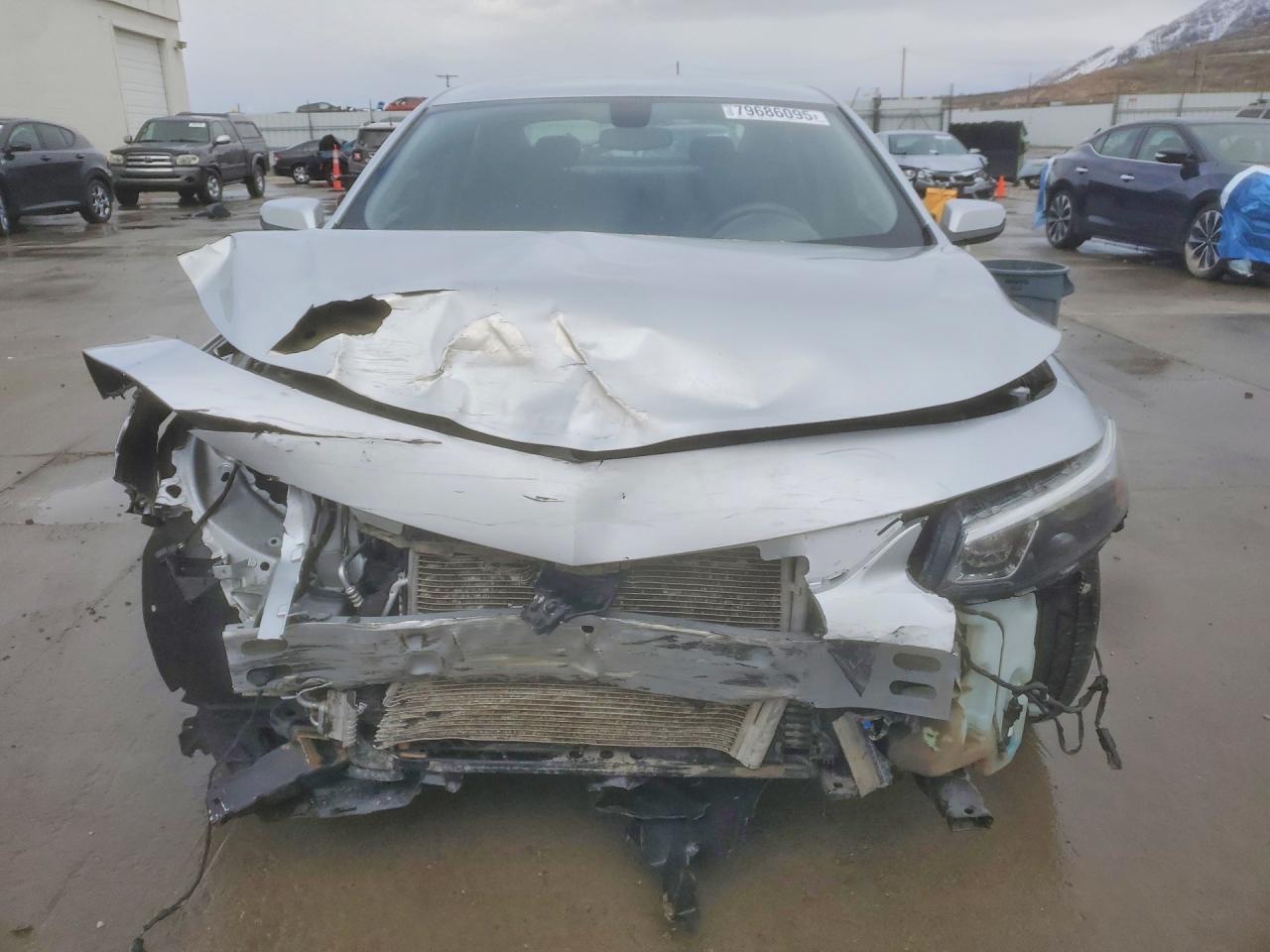 2018 CHEVROLET MALIBU LT photo 9