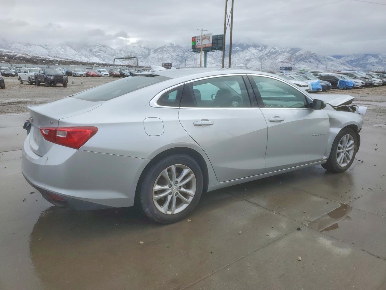 2018 CHEVROLET MALIBU LT photo 5