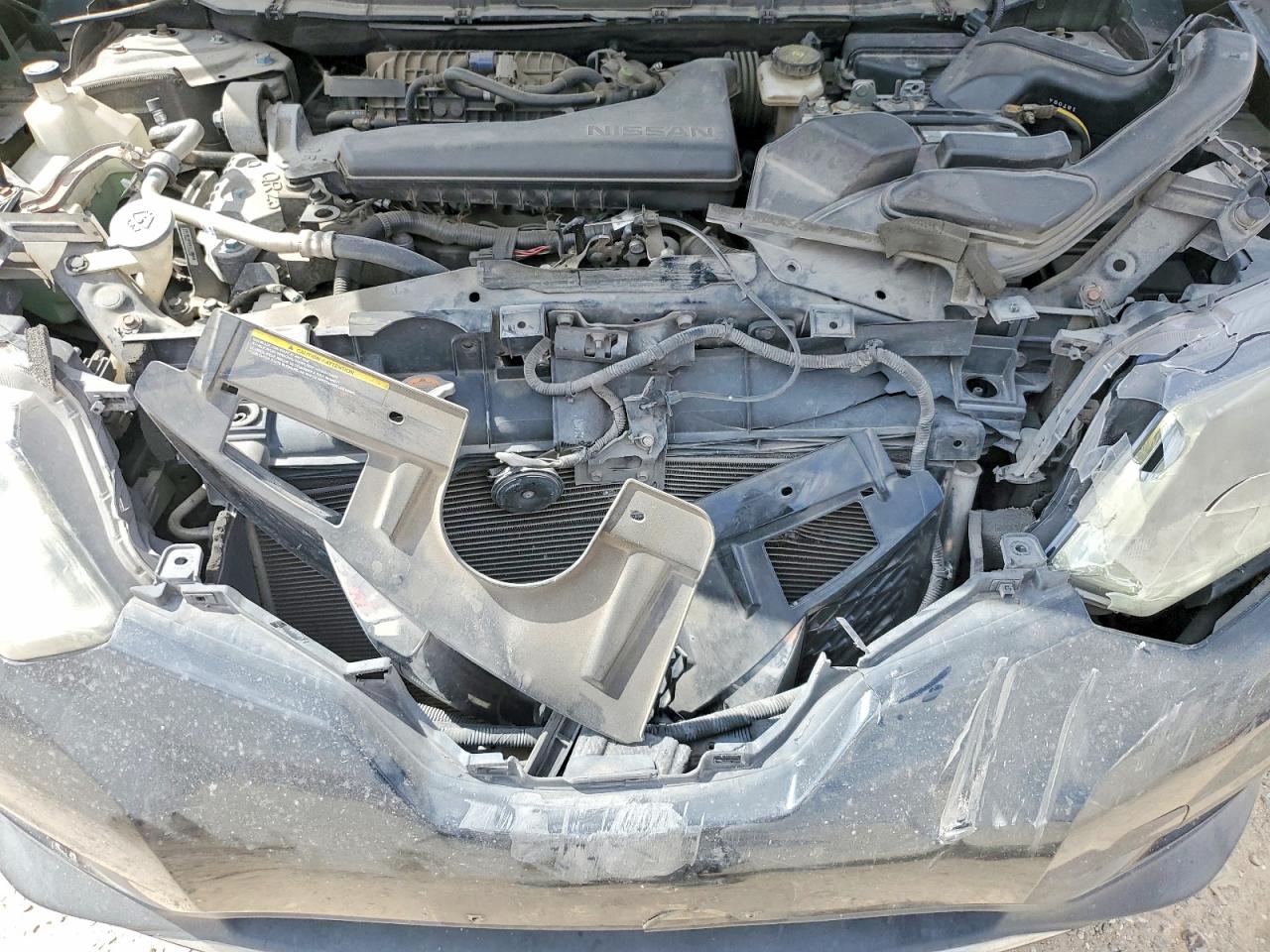 2016 NISSAN ROGUE SV photo 12