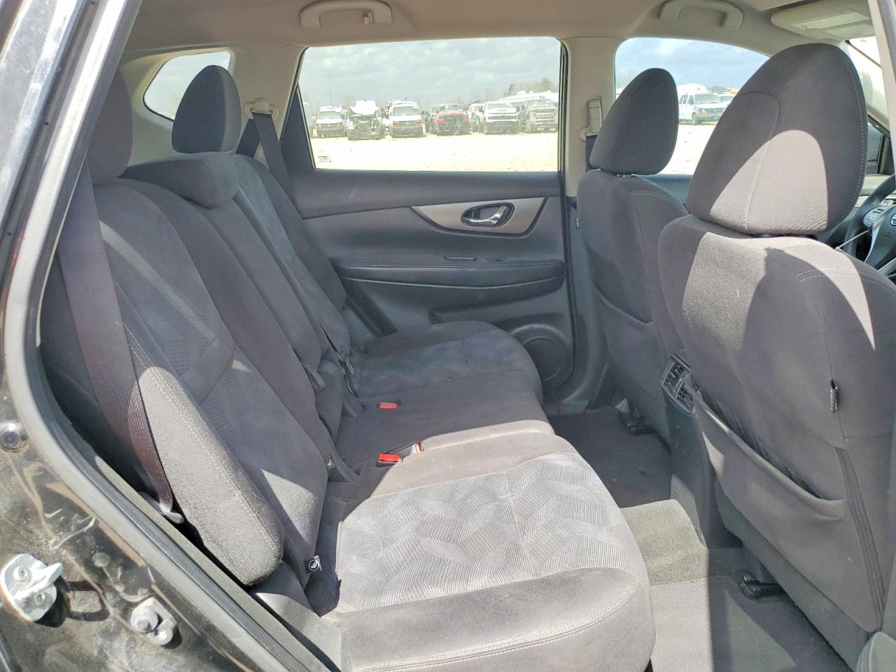 2016 NISSAN ROGUE SV photo 11