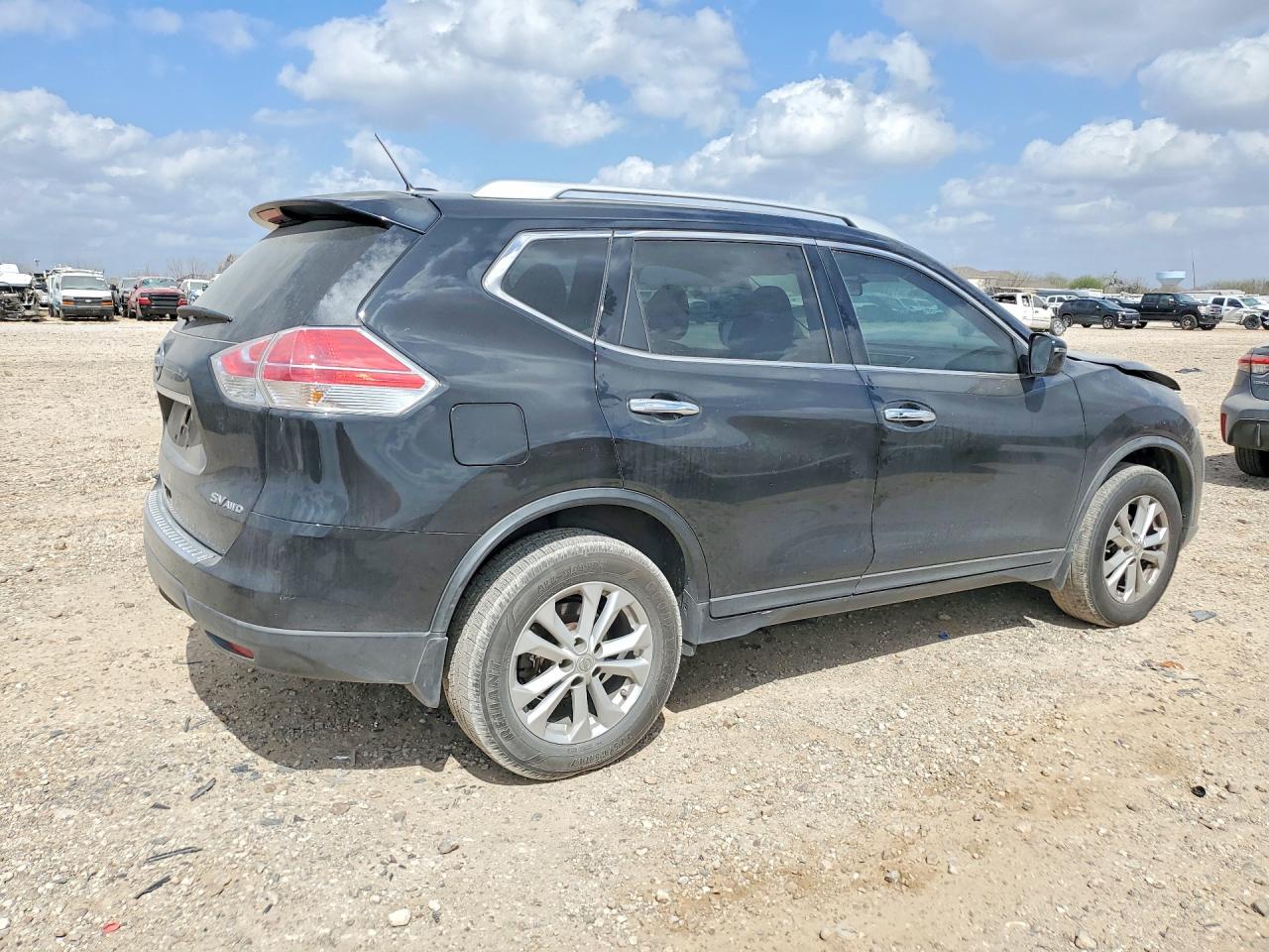 2016 NISSAN ROGUE SV photo 3