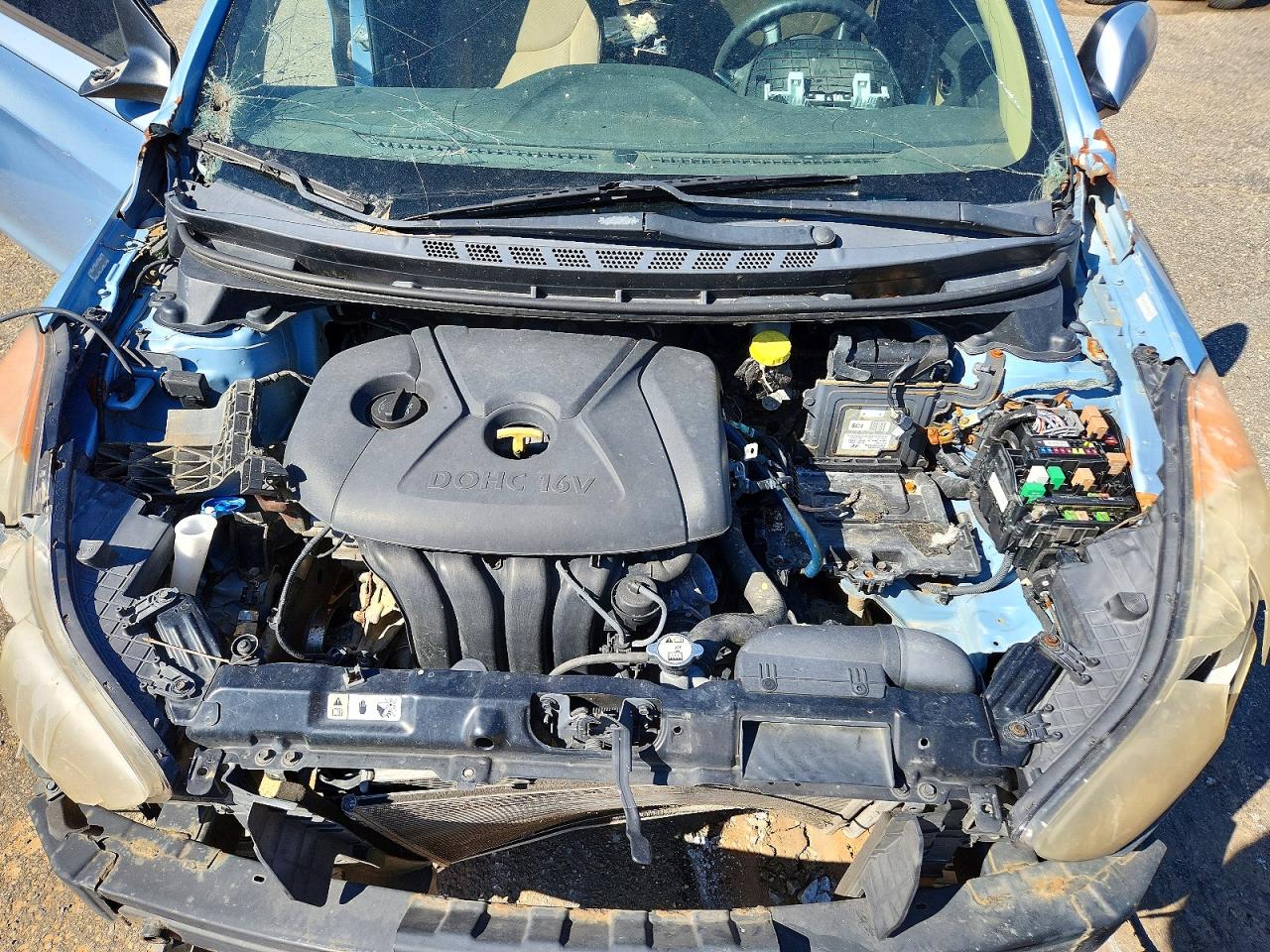 2013 HYUNDAI ELANTRA GLS photo 21
