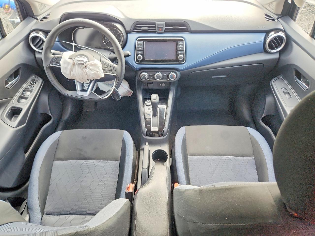 2025 NISSAN VERSA SV photo 22