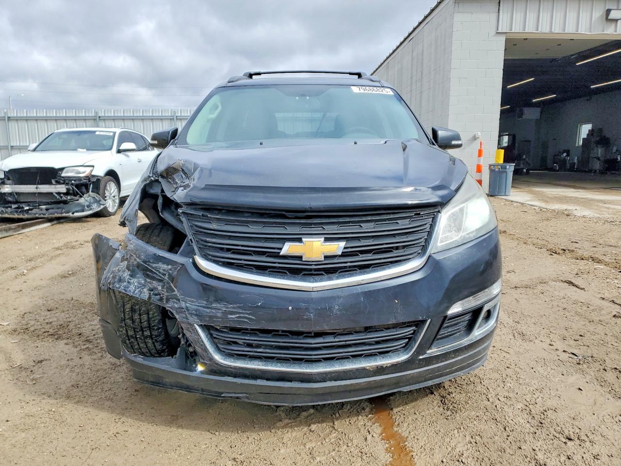 2014 CHEVROLET TRAVERSE LT photo 13