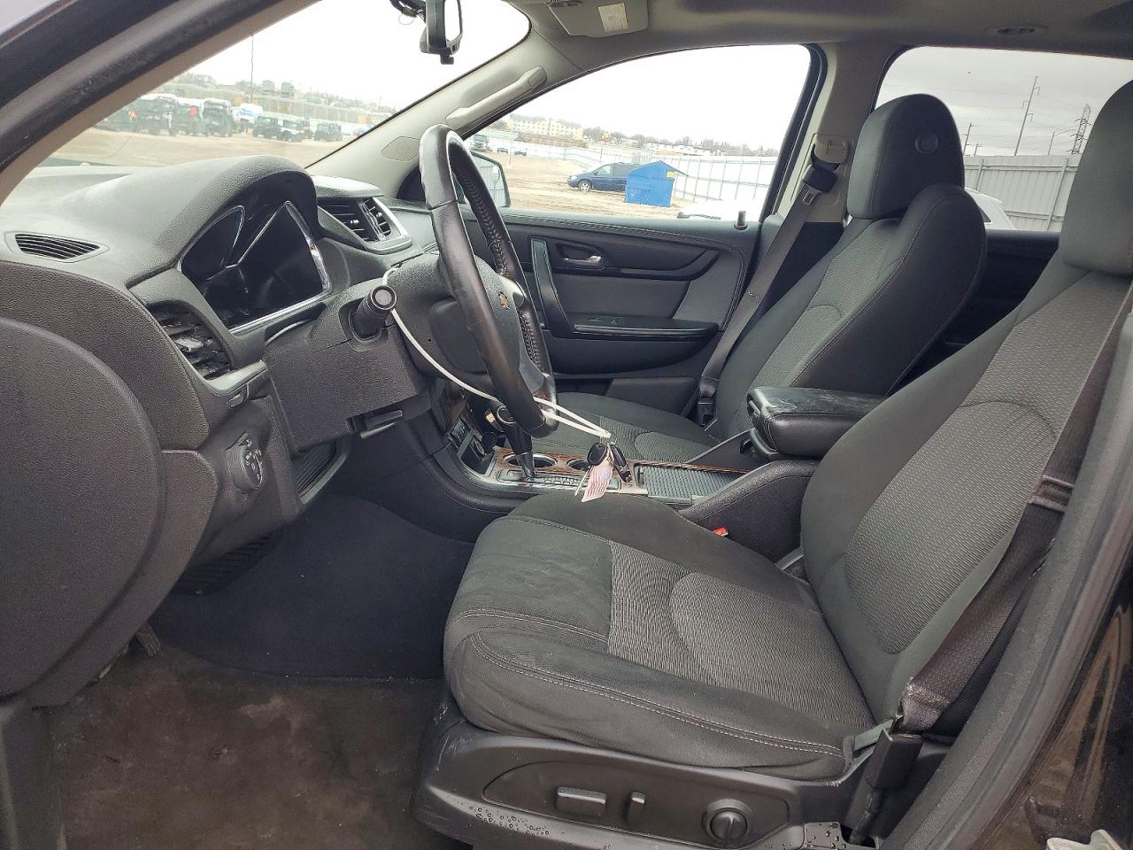 2014 CHEVROLET TRAVERSE LT photo 19