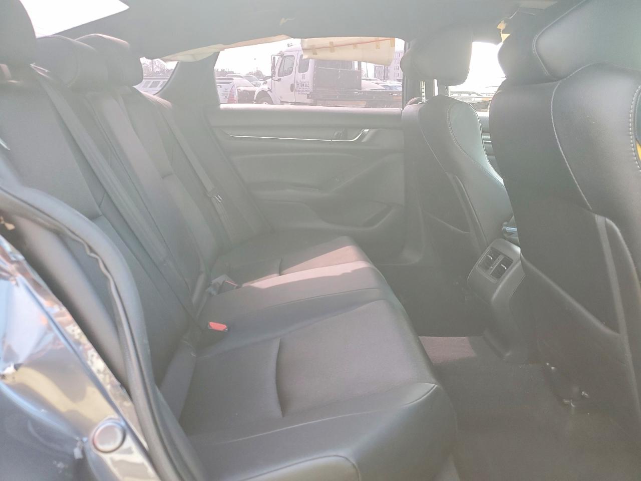 2020 HONDA ACCORD SPORT photo 10