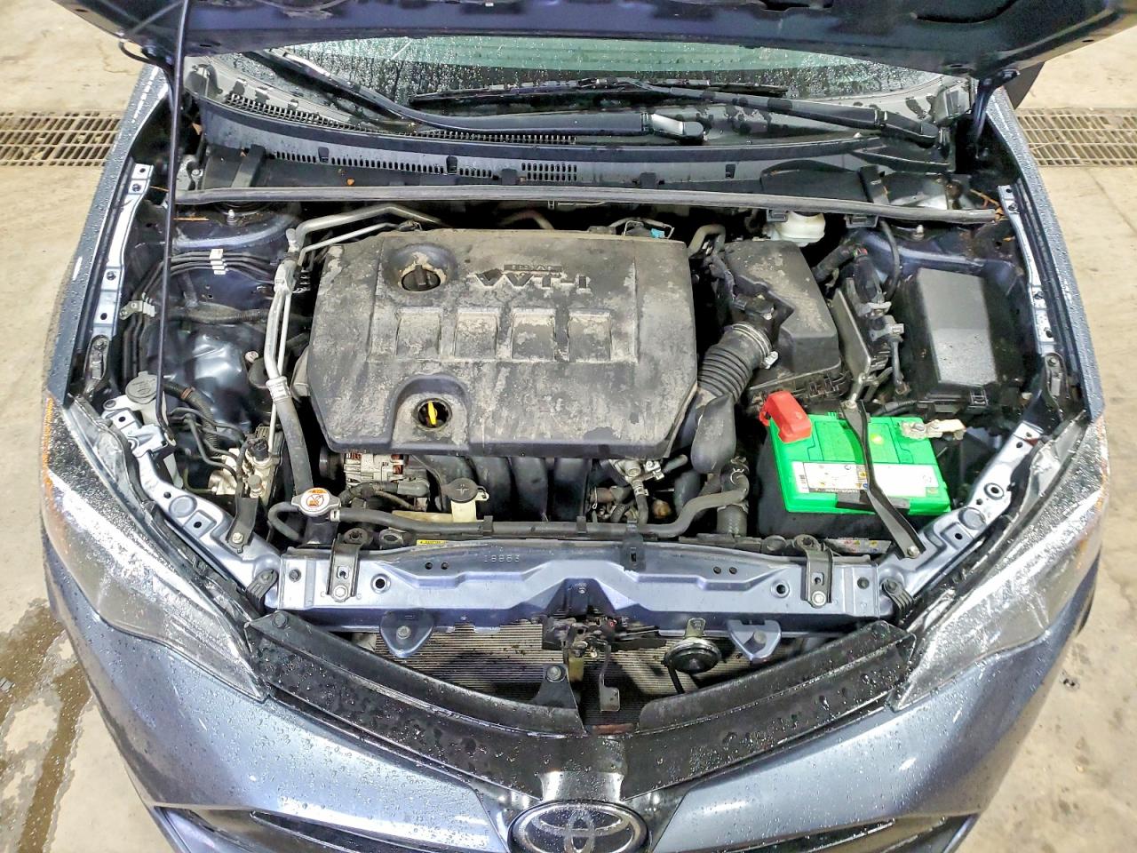 2018 TOYOTA COROLLA LE photo 11
