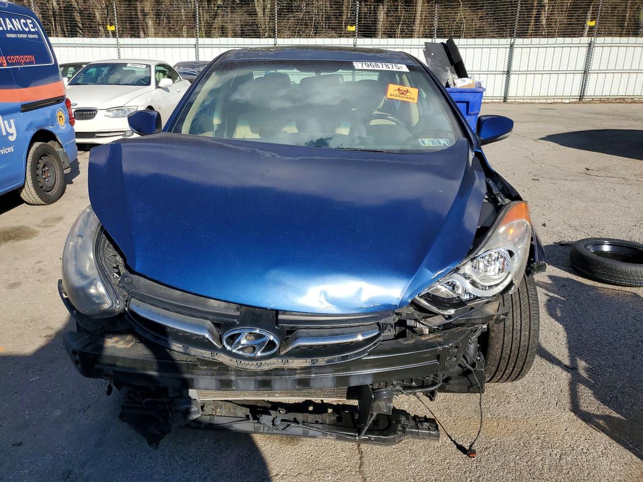 2013 HYUN ELANTRA LIMITED photo 5