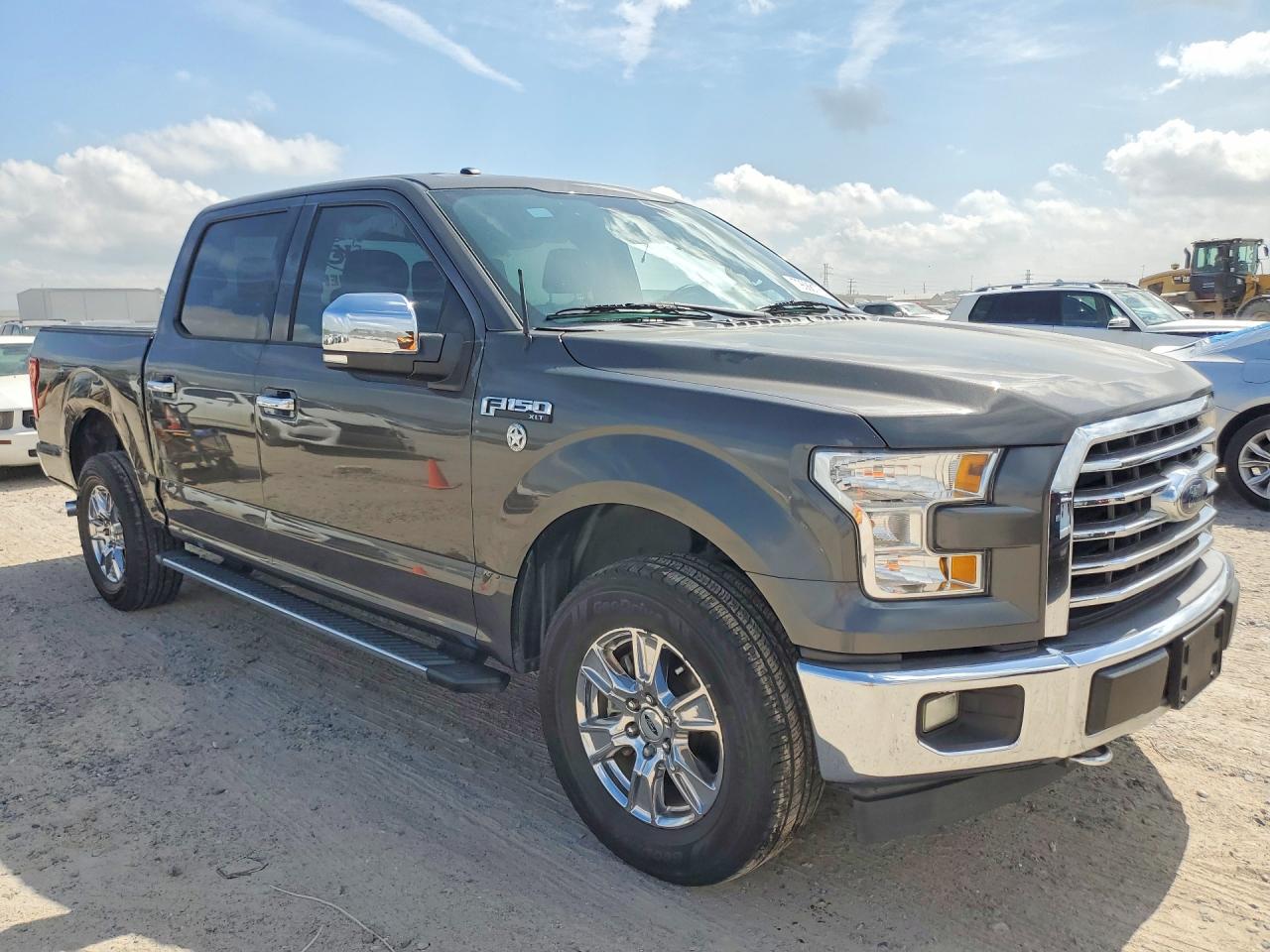 2017 FORD F150 SUPERCREW photo 4