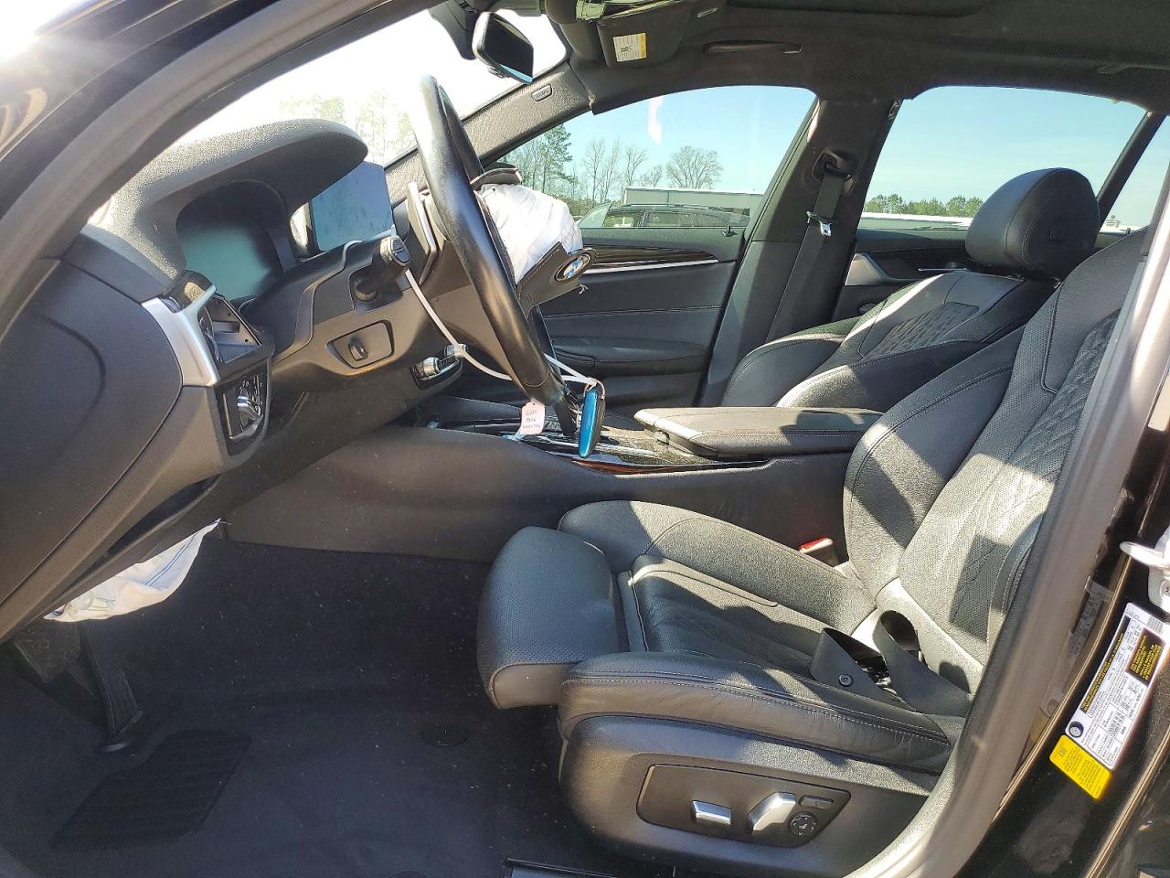 2021 BMW 530 photo 13