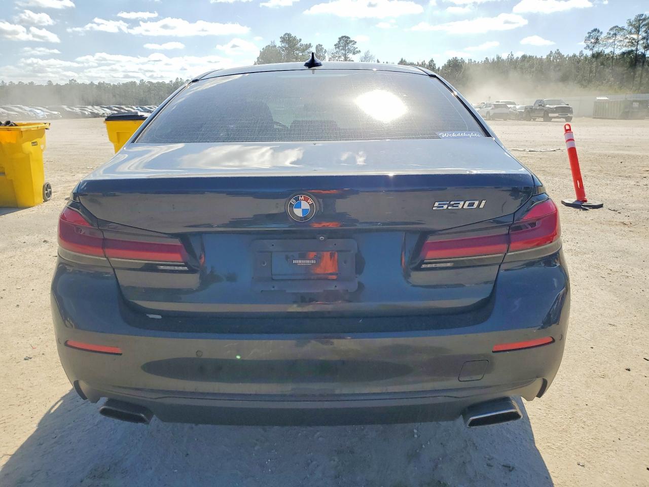 2021 BMW 530 photo 11