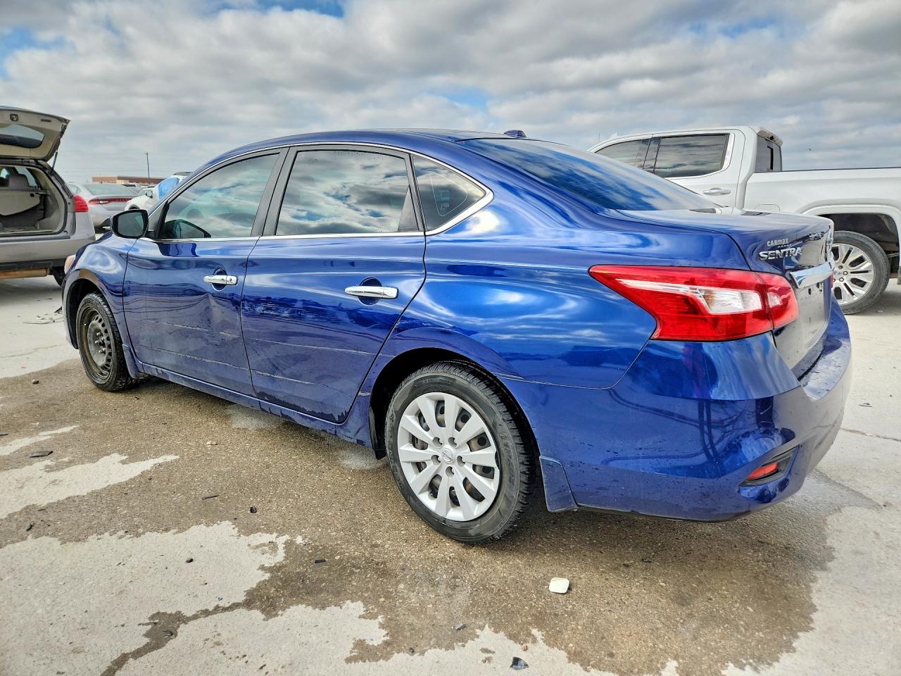 2017 NISSAN SENTRA SV photo 4