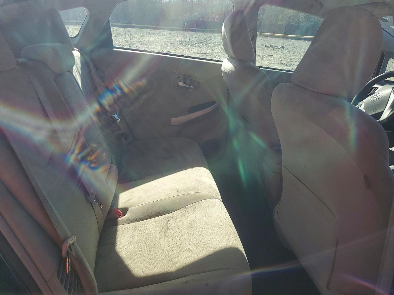 2012 TOYOTA PRIUS THREE photo 10