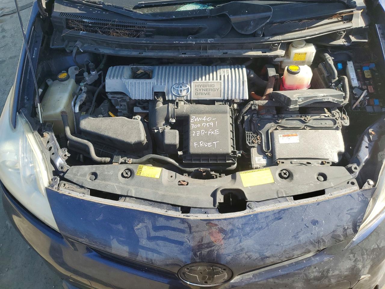 2012 TOYOTA PRIUS THREE photo 11