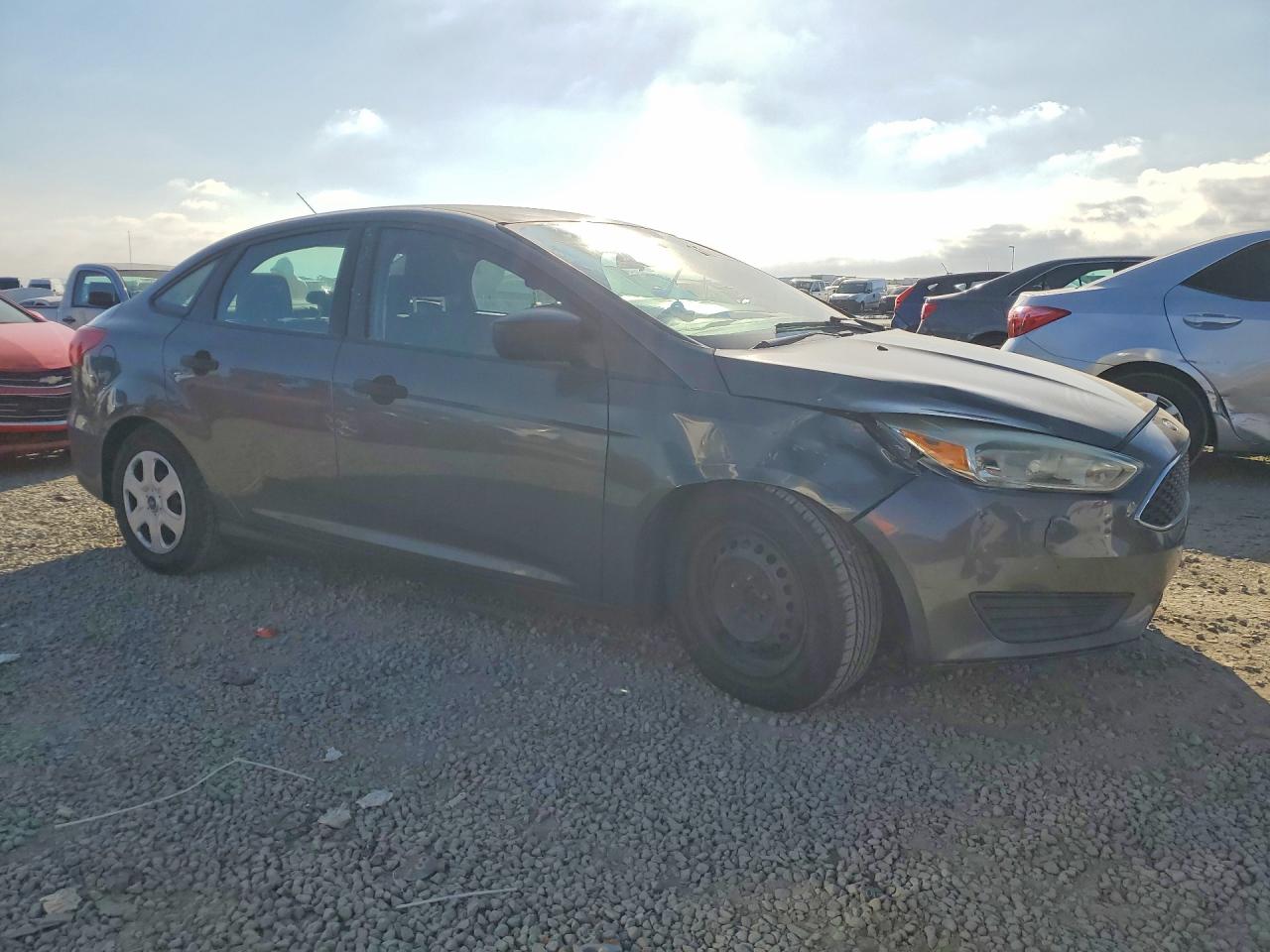 2015 FORD FOCUS S photo 4