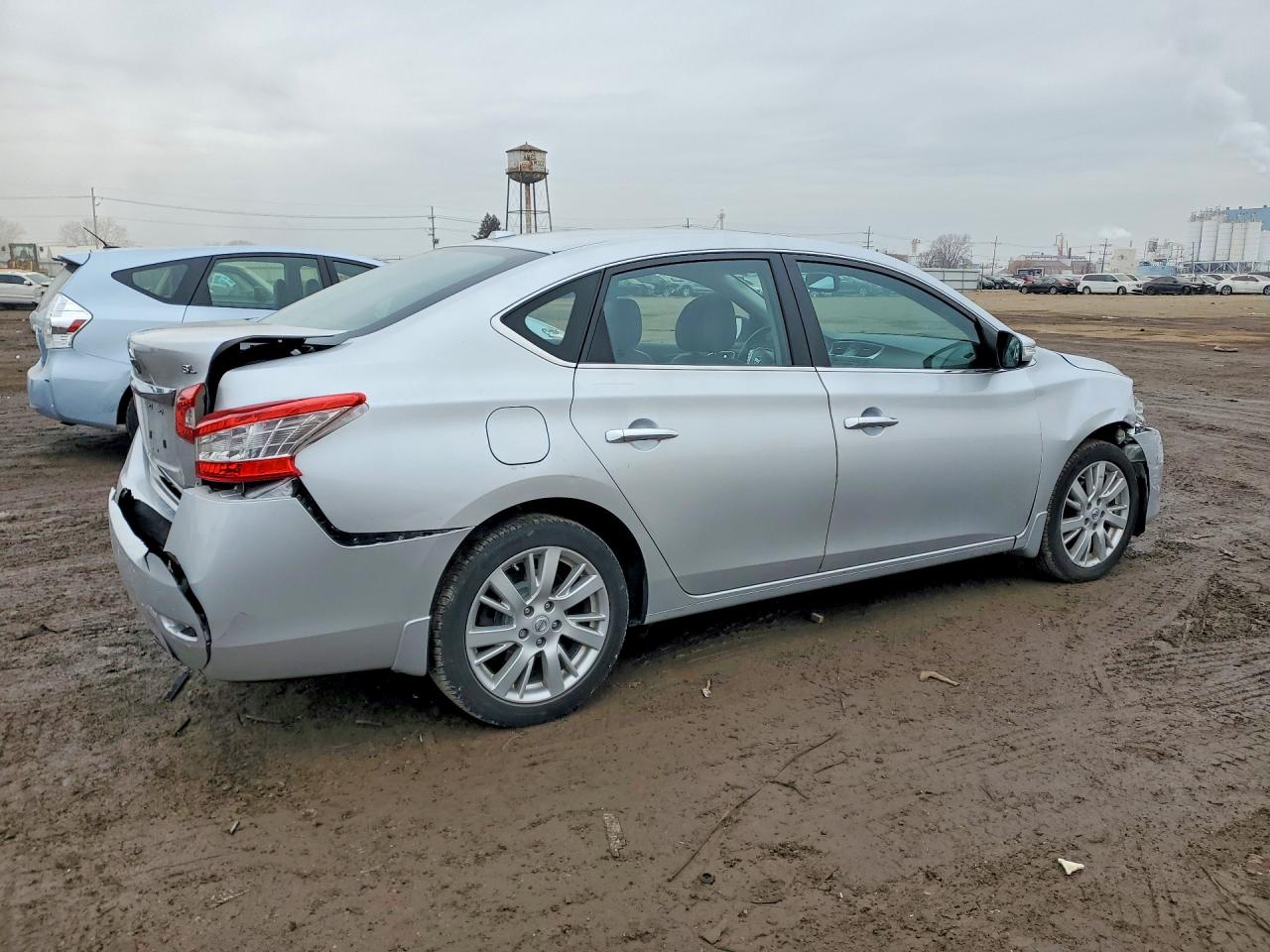2015 NISS SENTRA SL photo 3