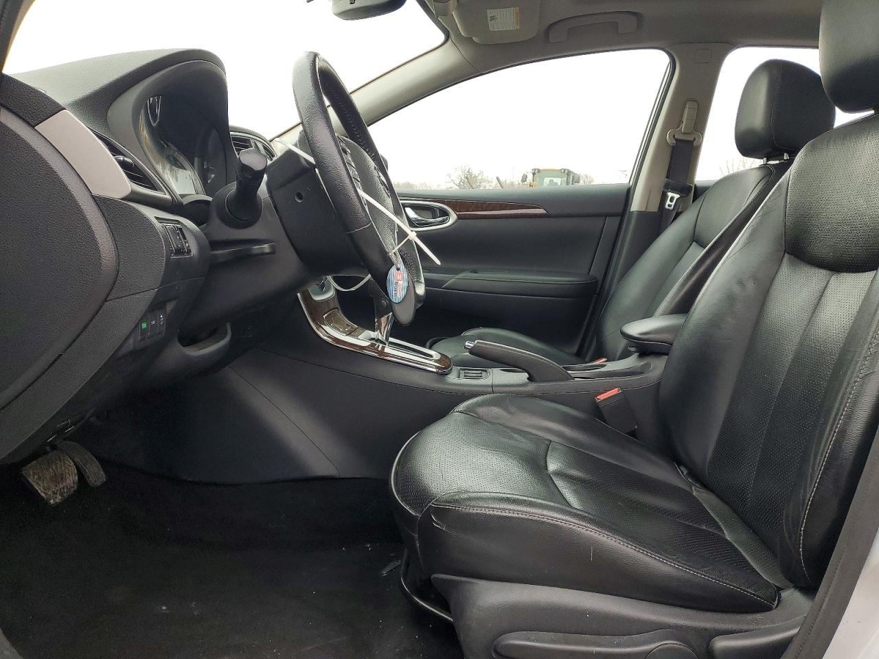 2015 NISS SENTRA SL photo 7