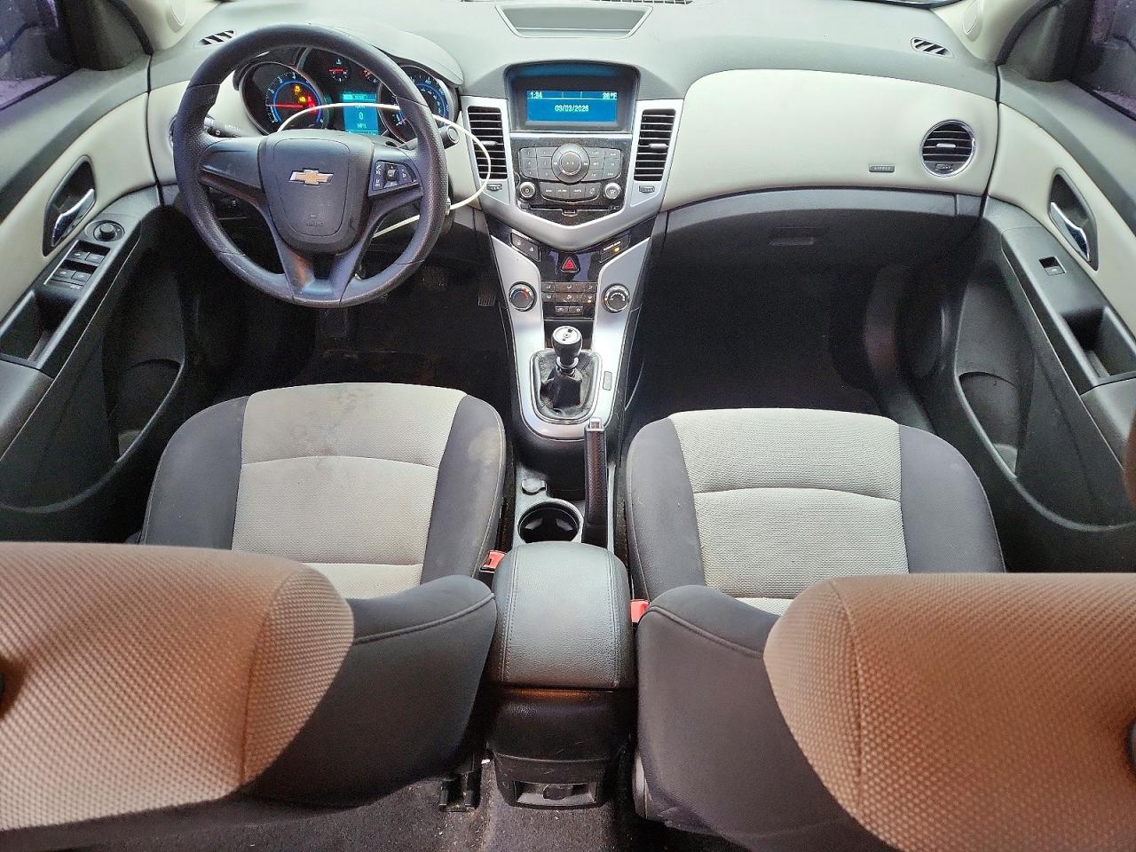 2013 CHEVROLET CRUZE LS photo 15