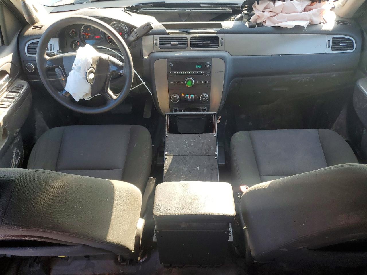 2013 CHEVROLET TAHOE photo 8