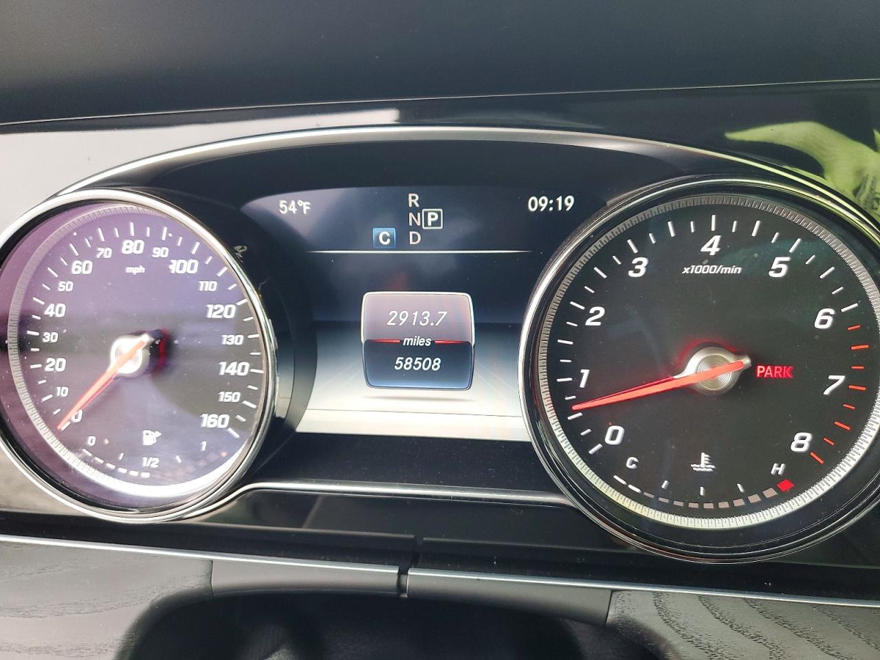 2018 MERCEDES-BENZ E 400 photo 9