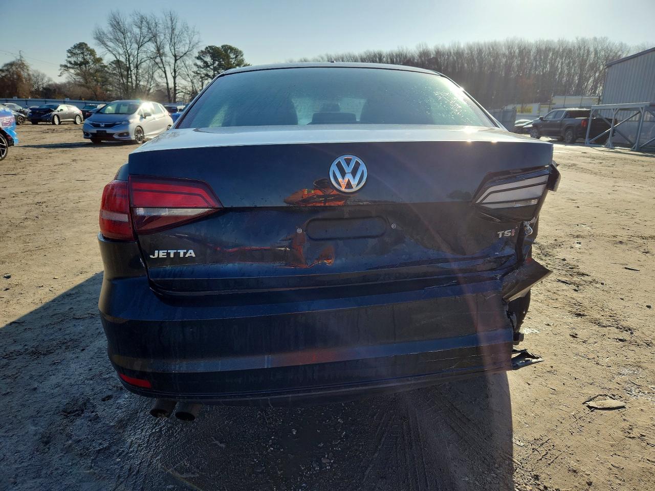 2016 VOLKSWAGEN JETTA S photo 6