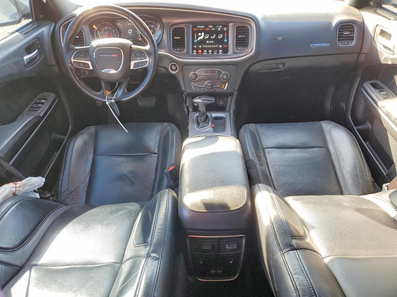 2020 DODGE CHARGER SXT photo 15