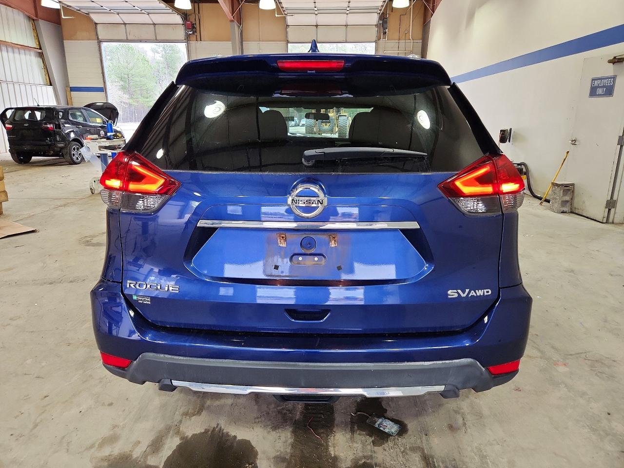 2018 NISSAN ROGUE SV photo 16