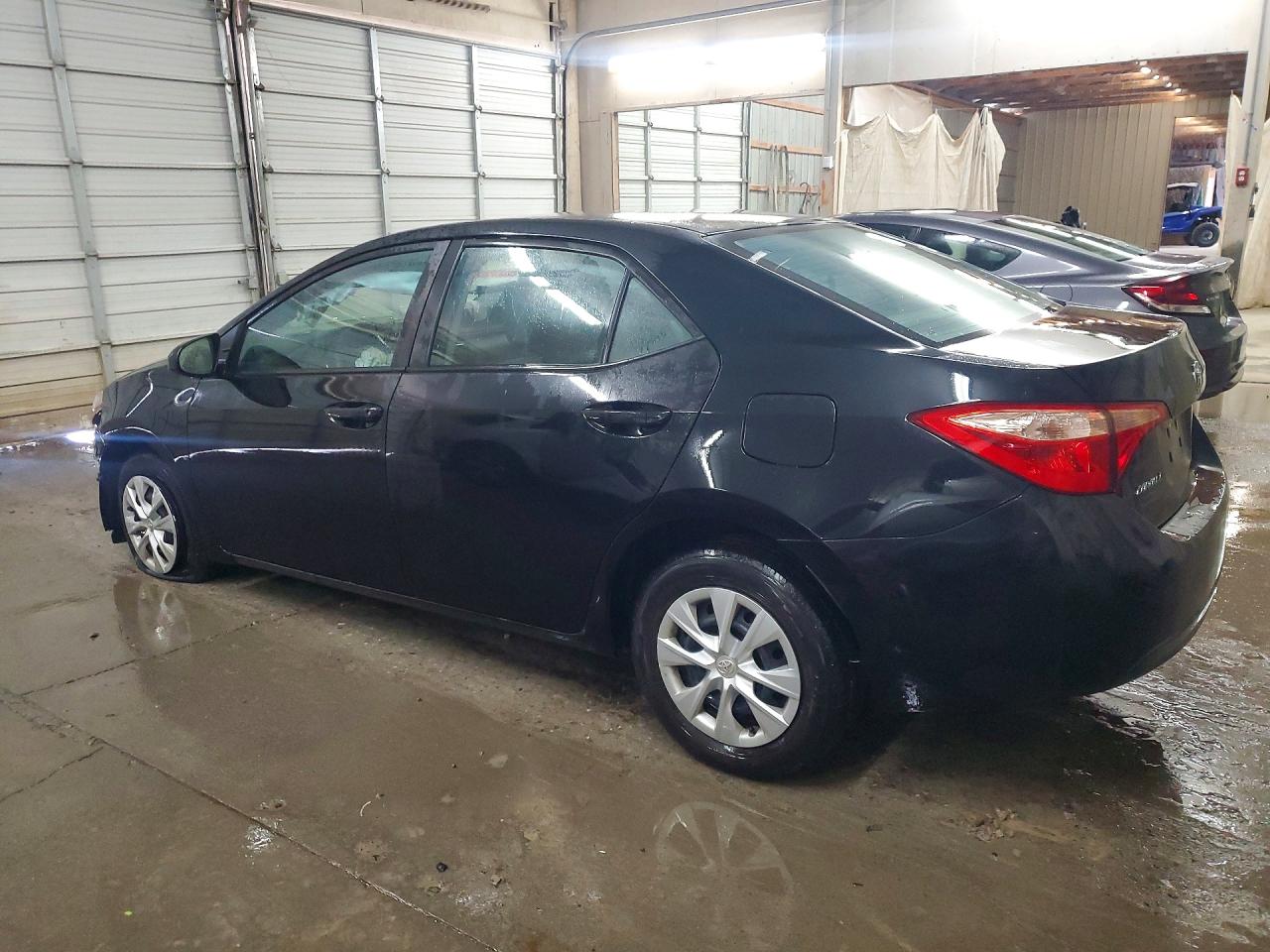 2017 TOYOTA COROLLA L photo 2