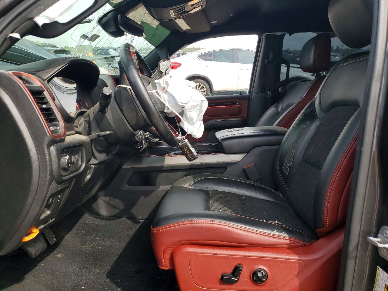 2019 RAM 1500 REBEL photo 7