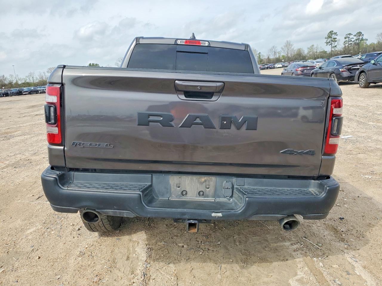 2019 RAM 1500 REBEL photo 6