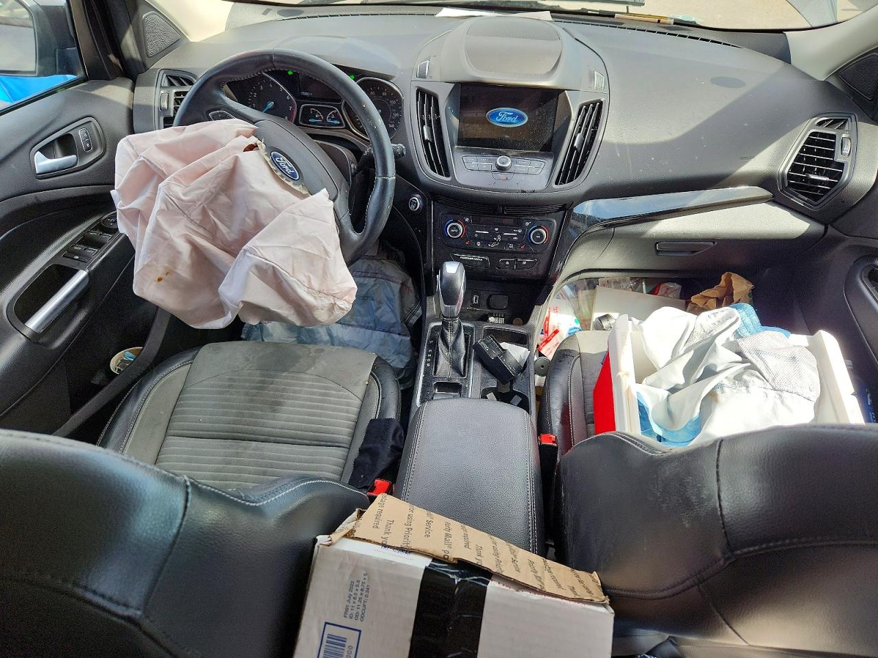 2019 FORD ESCAPE SE photo 15