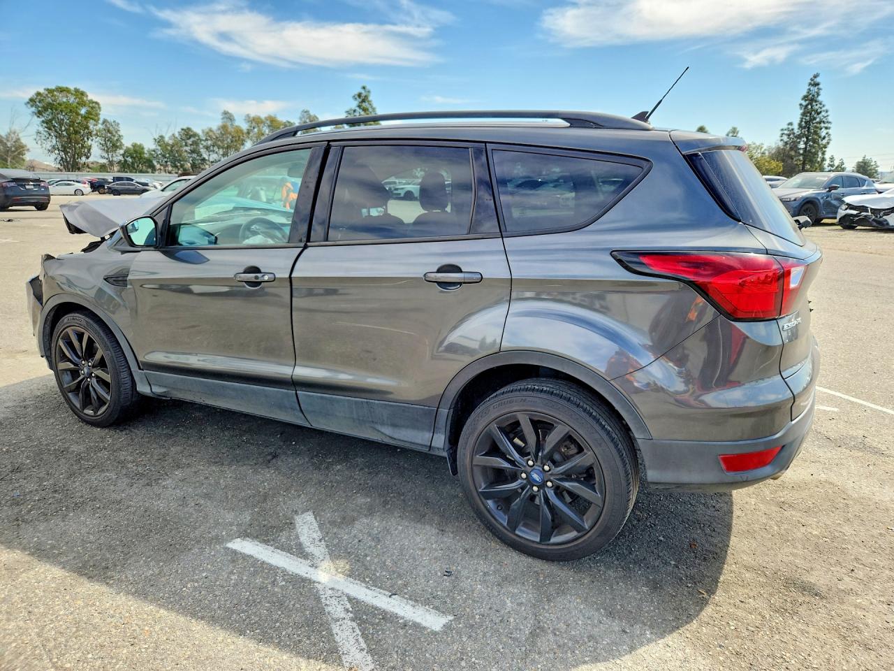 2019 FORD ESCAPE SE photo 3