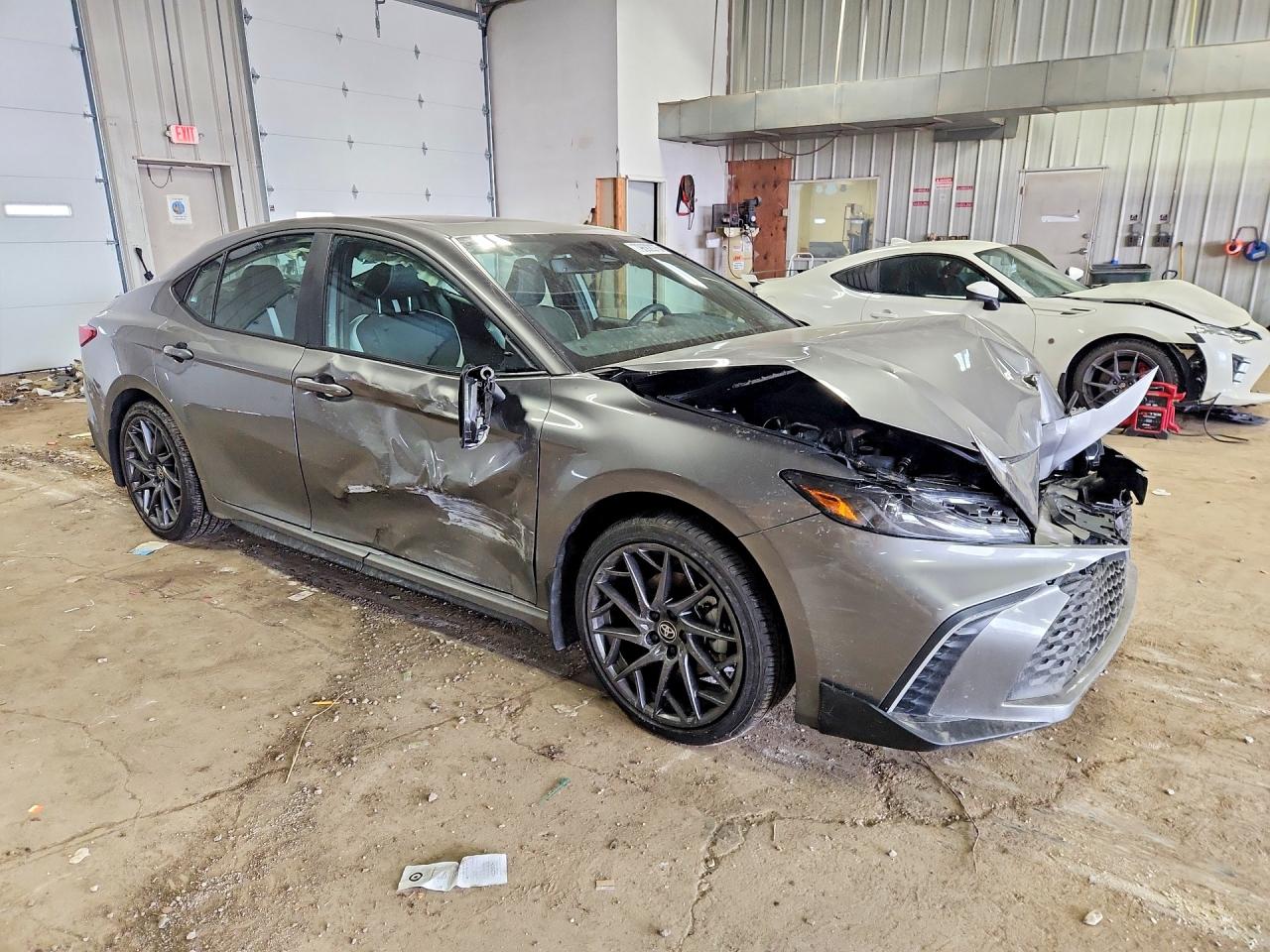 2025 TOYOTA CAMRY SE photo 7