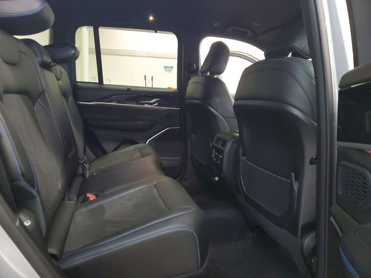 2023 JEEP GRAND CHEROKEE TRAILHAWK 4XE photo 31