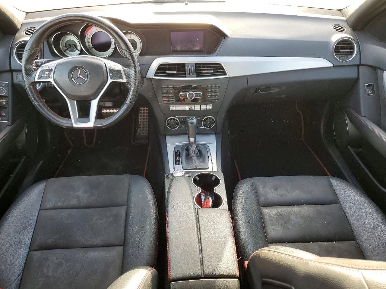 2013 MERCEDES-BENZ C 250 photo 22