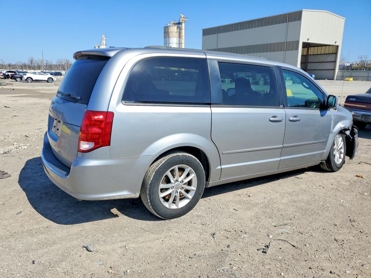2013 DODGE GRAND CARAVAN SXT photo 3