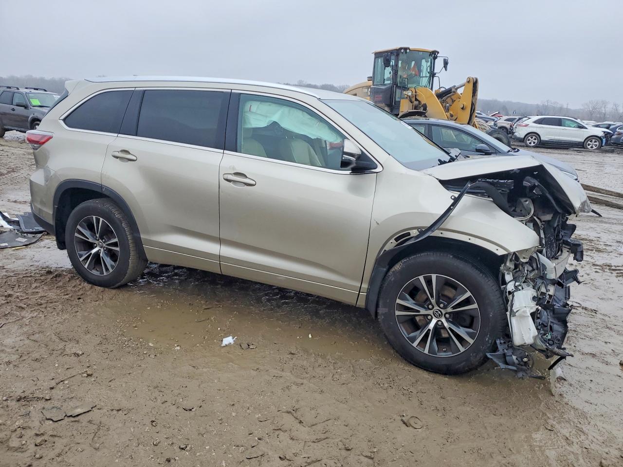 2016 TOYOTA HIGHLANDER XLE photo 4