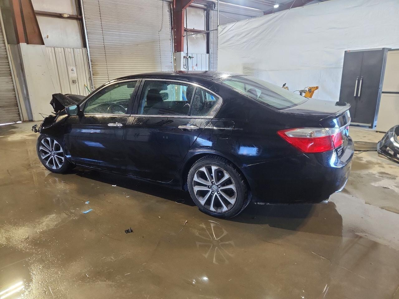 2015 HONDA ACCORD SPORT photo 4