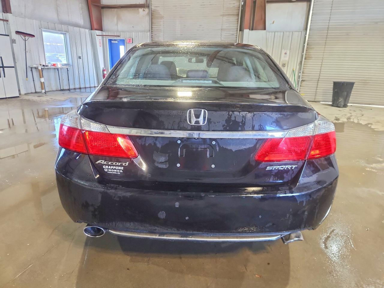 2015 HONDA ACCORD SPORT photo 16