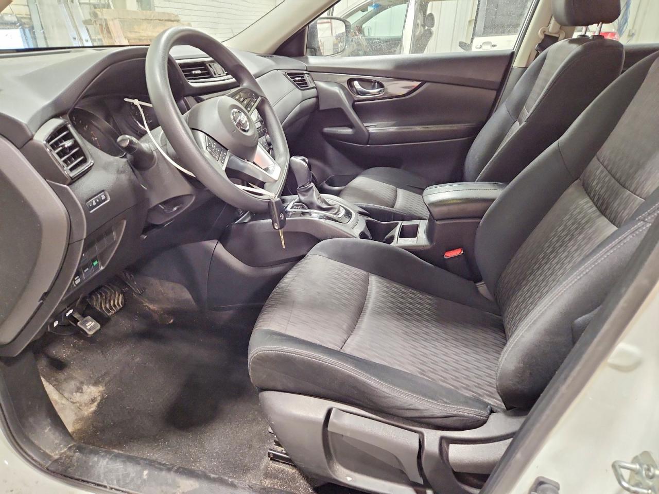 2017 NISSAN ROGUE S photo 7