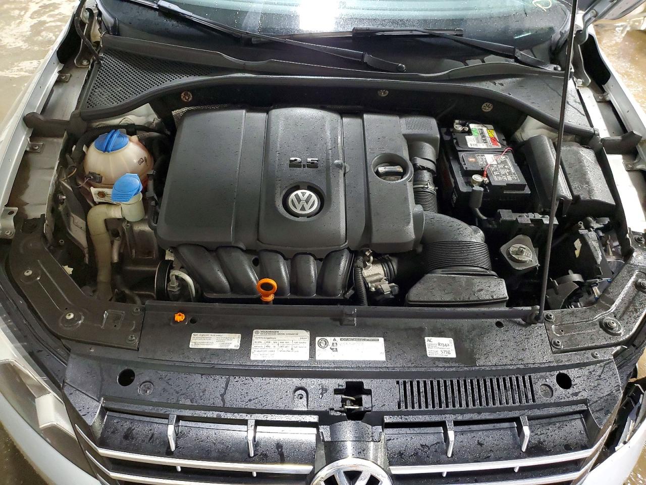 2012 VOLKSWAGEN PASSAT SEL photo 11