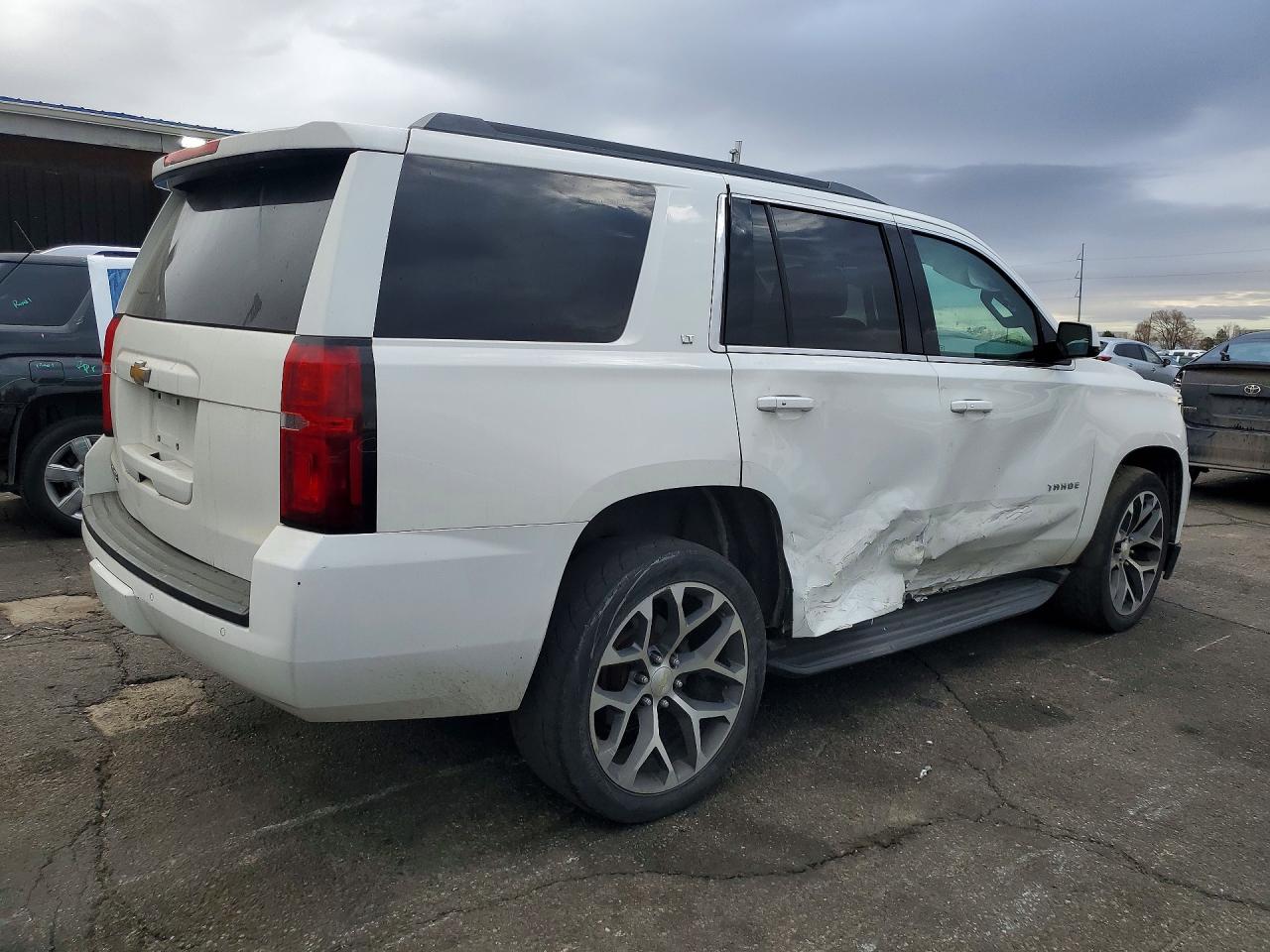 2015 CHEVROLET TAHOE K1500 LT photo 5