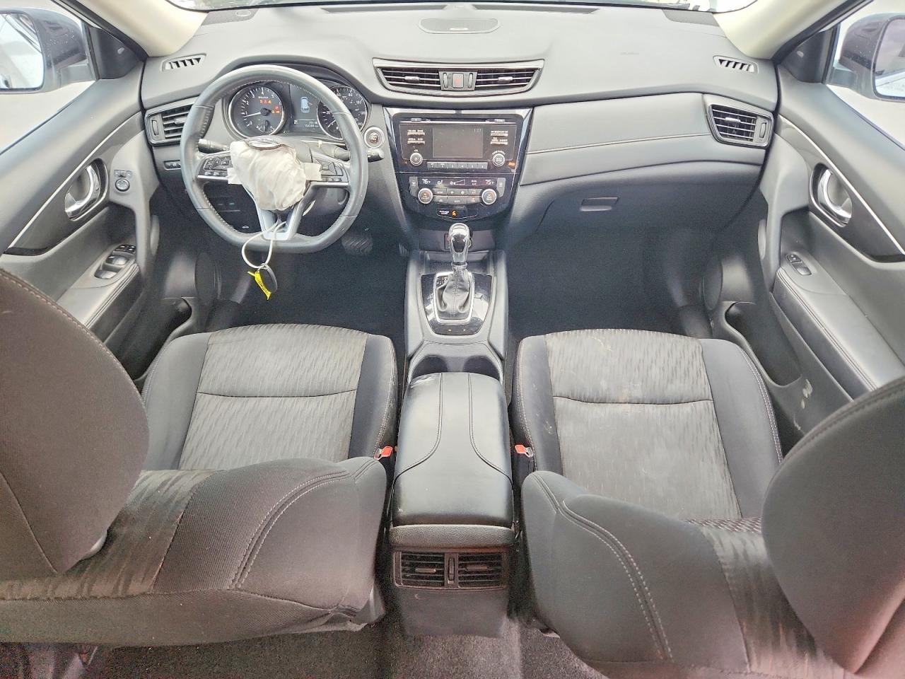 2017 NISSAN ROGUE SV photo 15