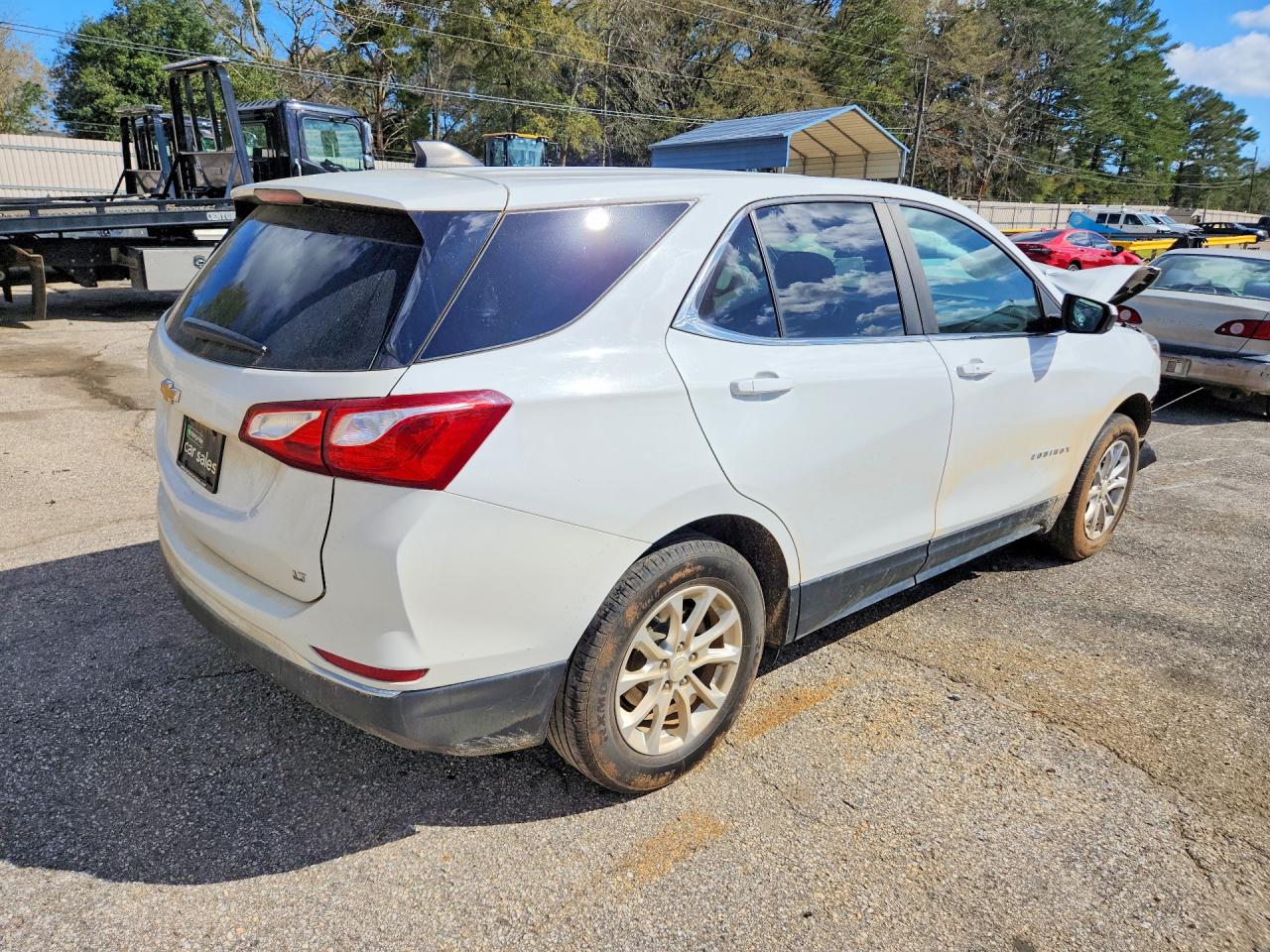 2021 CHEVROLET EQUINOX LT photo 3