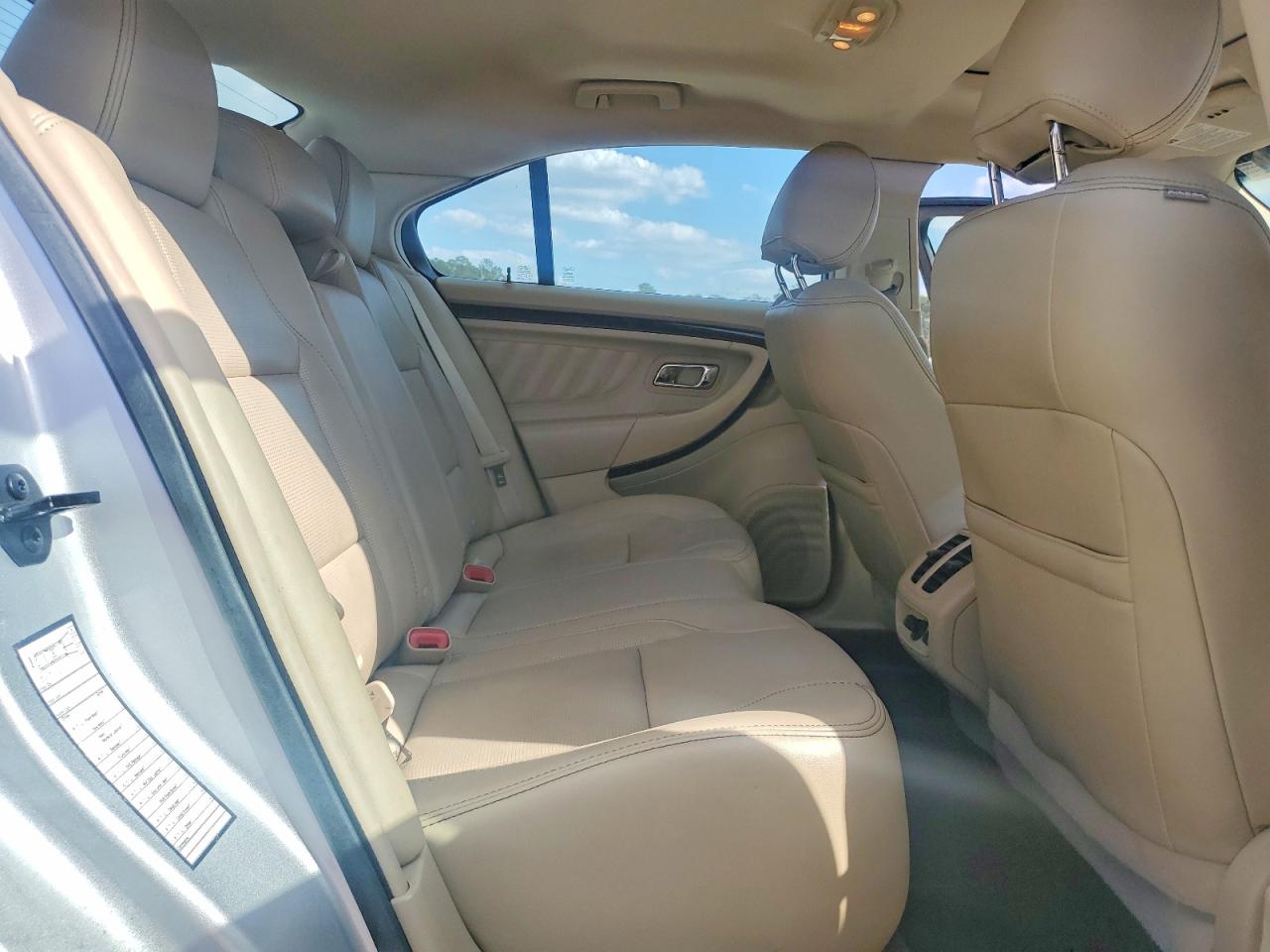 2018 FORD TAURUS LIMITED photo 10