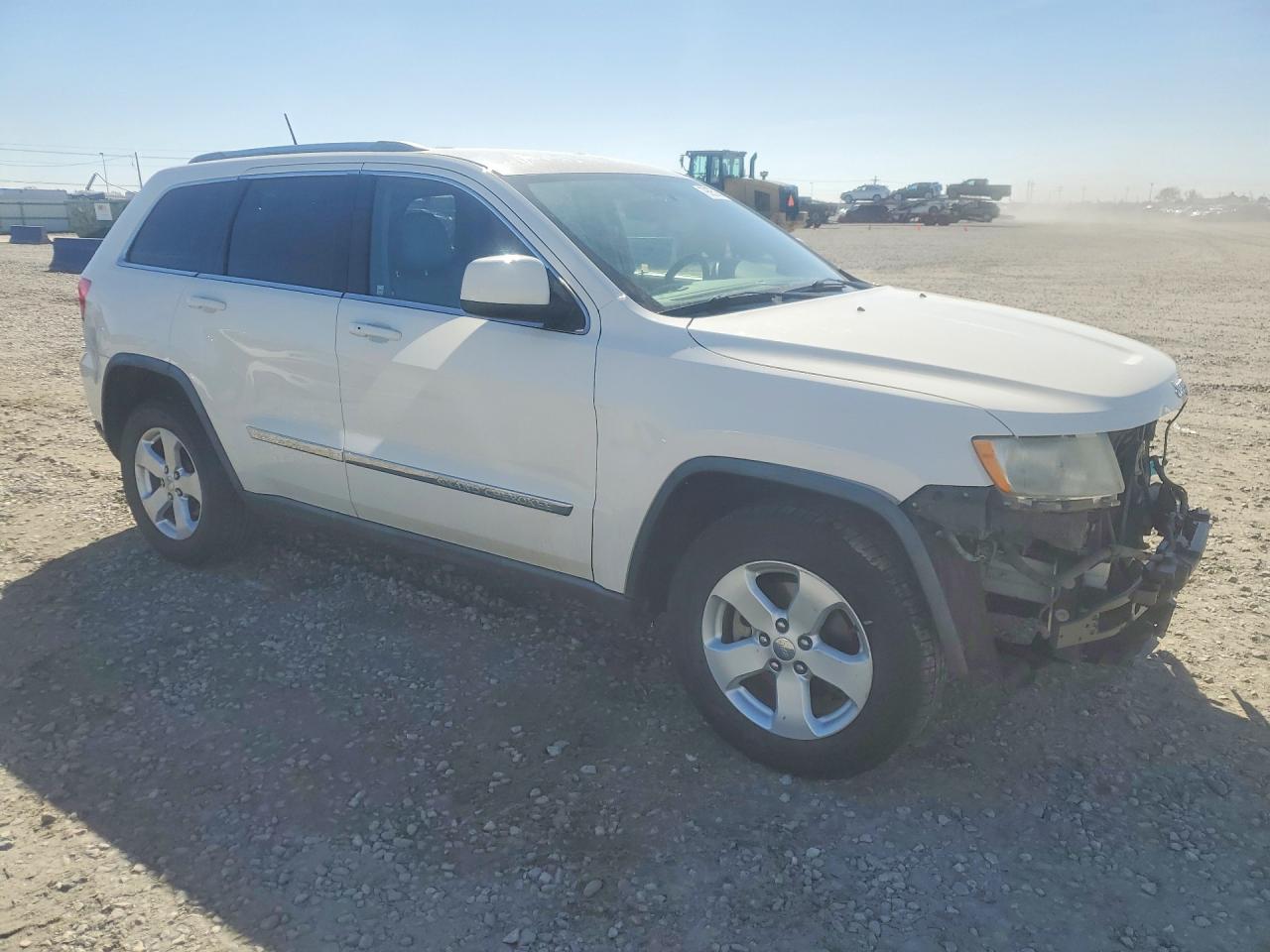 2012 JEEP GRAND CHEROKEE LAREDO photo 4