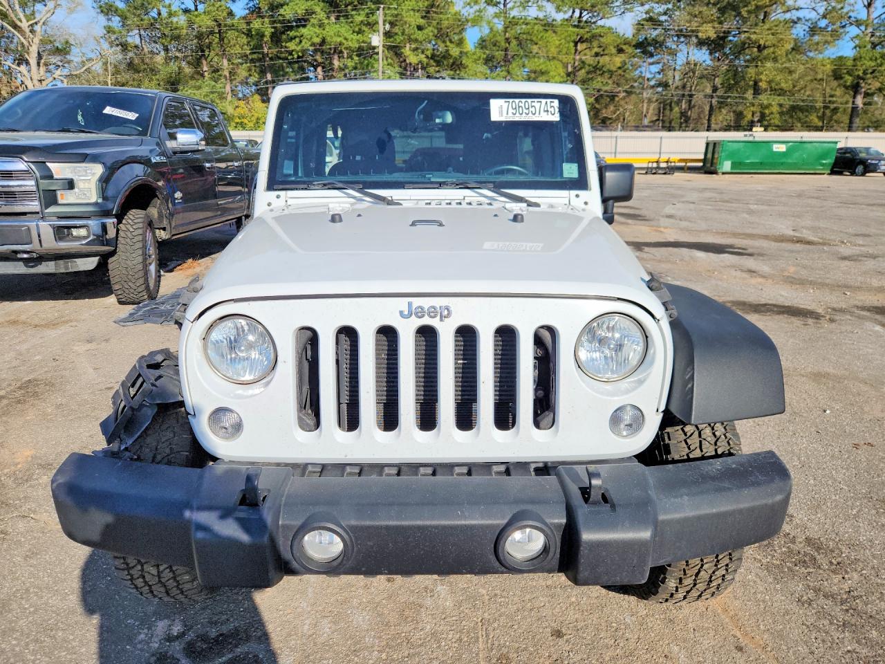 2018 JEEP WRANGLER UNLIMITED SPORT photo 5